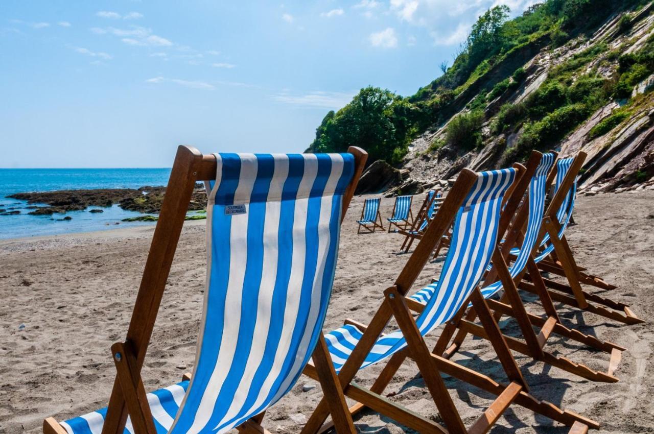 Millendreath Beach Resort Looe Extérieur photo